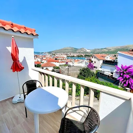 Apartments Mdk Kate Trogir Exterior photo